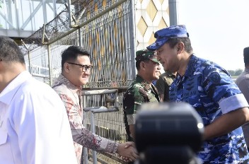 Ketua DPRD Sambut Kasau dan Wamenhan