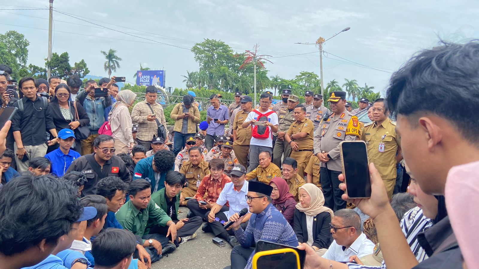 Tanggapi Tuntutan Mahasiswa, Giri sebut Pendidikan Prioritas
